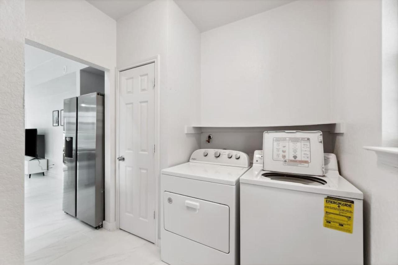 Modern East 4br Gem Holiday home *