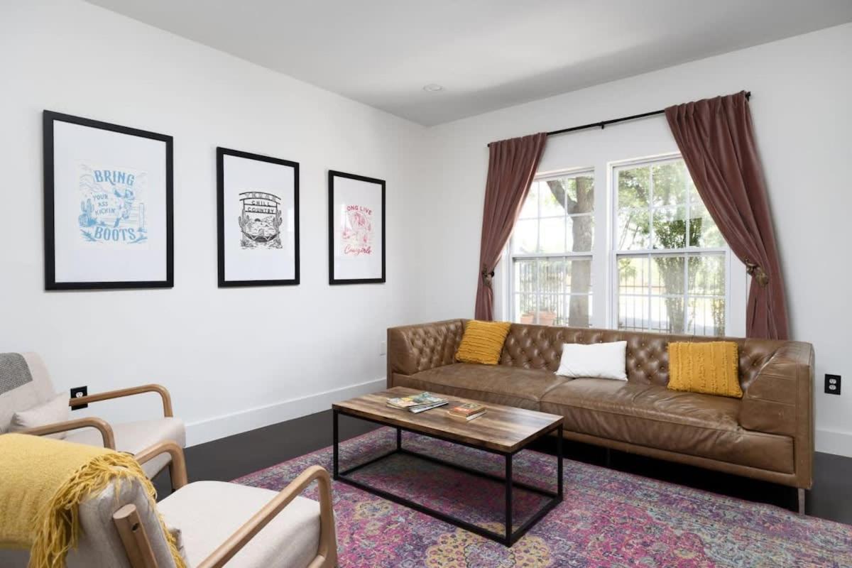 Holiday home Free Parking 3br East Side - Red Door By Portoro