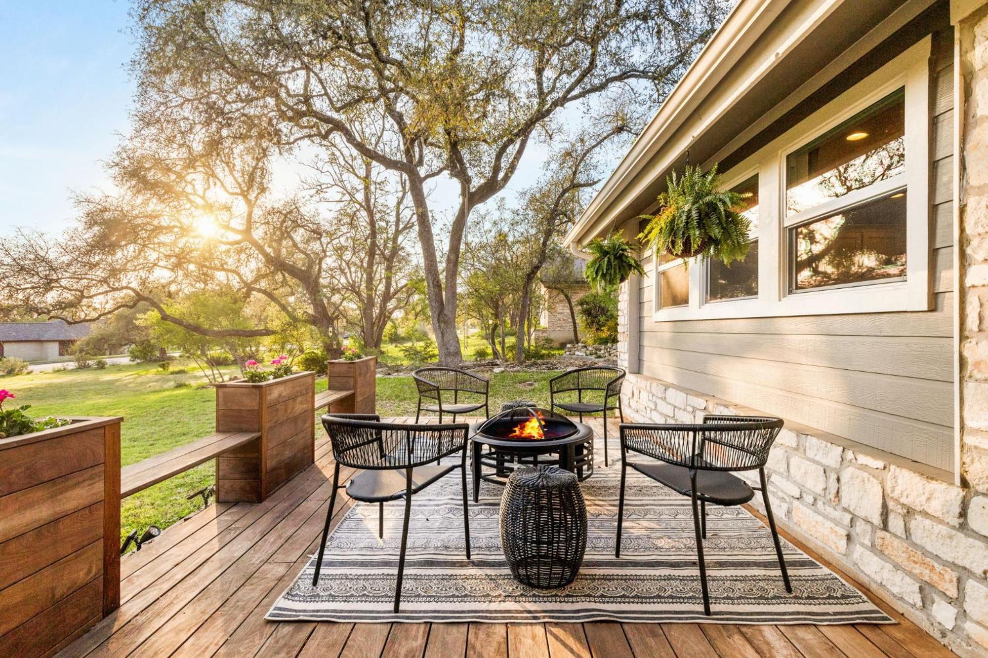 Holiday home Lux 5br Gem With Heated Pool, Spa, And Outdoor Movie Theater *