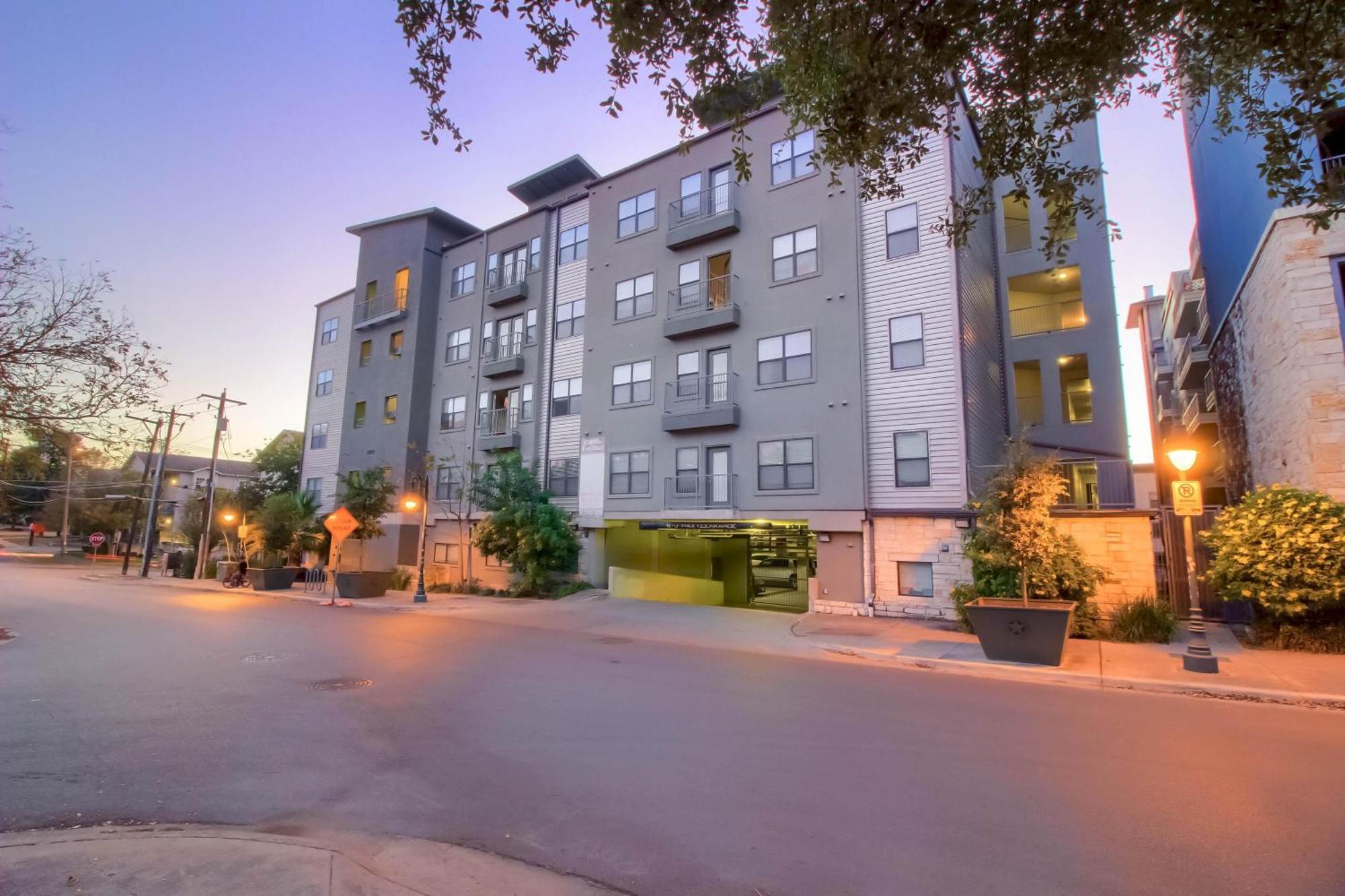 4br Loft Townhome Near West Campus