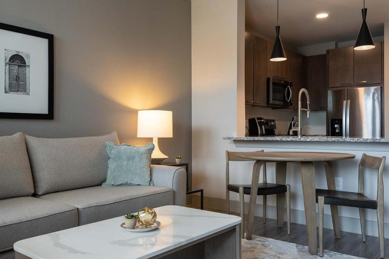 Landing Modern With Amazing Amenities