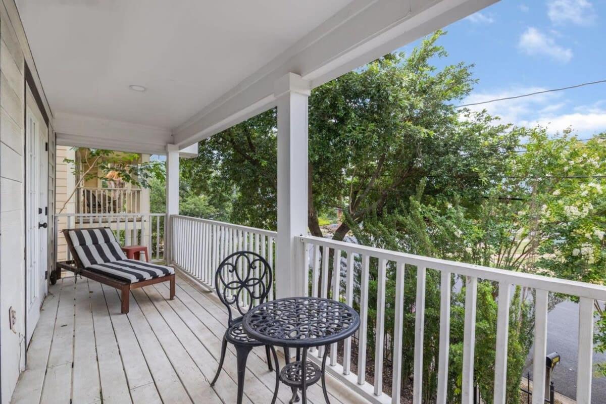 Free Parking 3br East Side - Red Door By Portoro