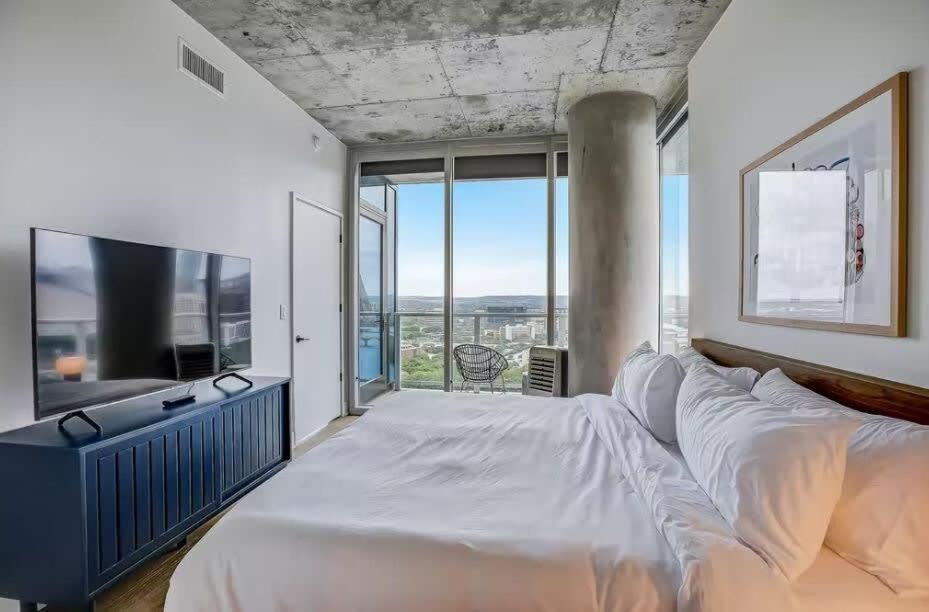 Holiday home Luxury 2br Rooftop Pool By Barcle