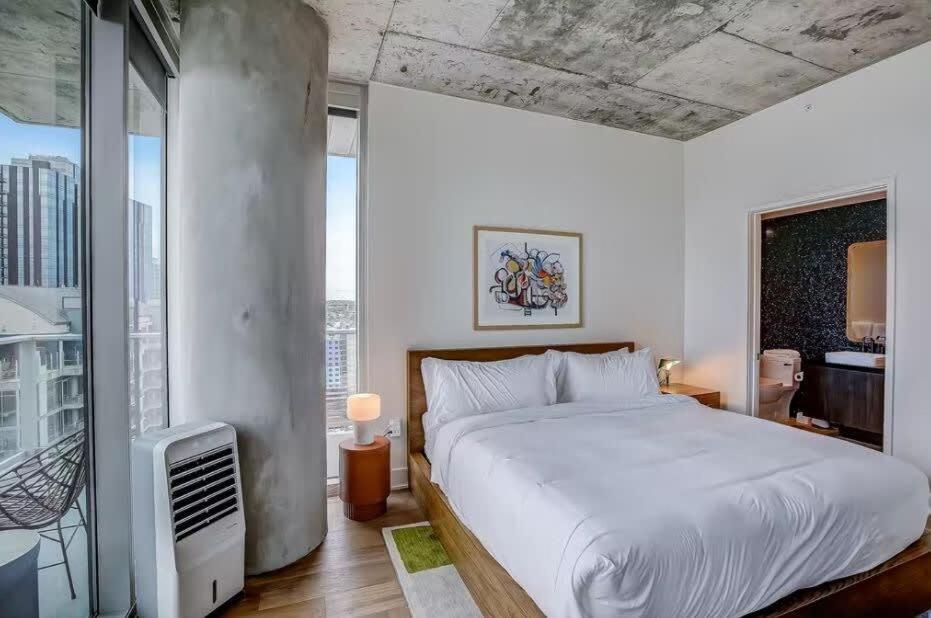 Luxury 2br Rooftop Pool By Barcle