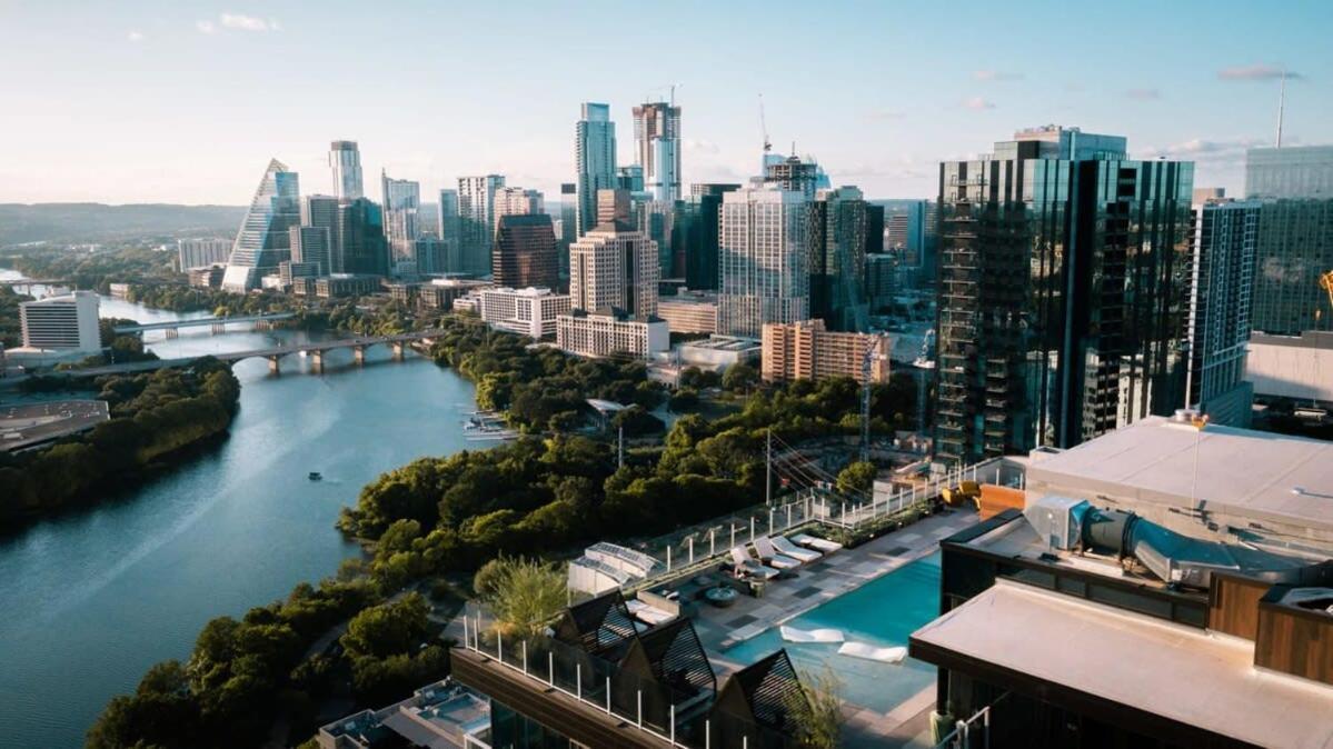 Holiday home Luxury 2br Rooftop Pool By Barcle