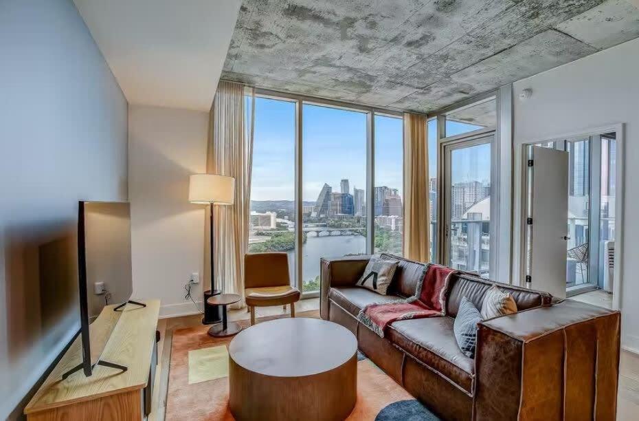 Luxury 2br Rooftop Pool By Barcle Holiday home *