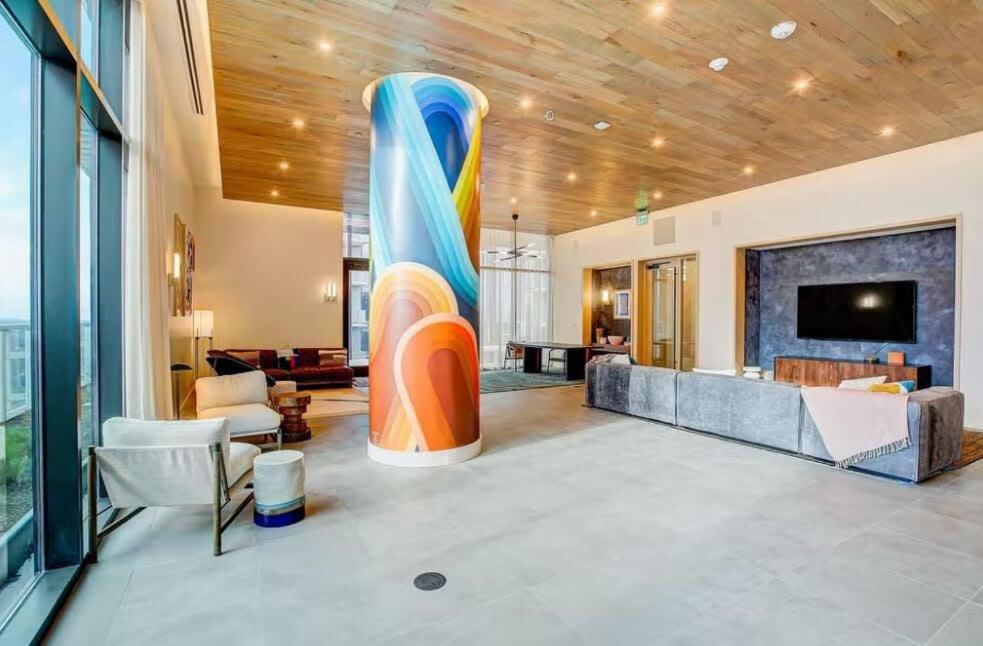 Luxury 2br Rooftop Pool By Barcle Holiday home *