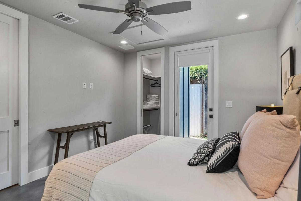 Luxury Compound In South Lamar Holiday home Austin