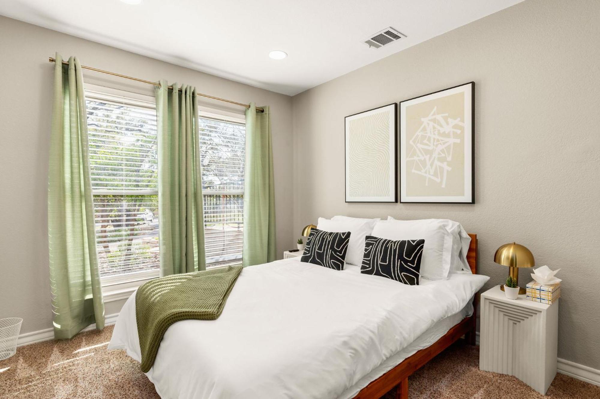 Lux 5br Gem With Heated Pool, Spa, And Outdoor Movie Theater Holiday home *