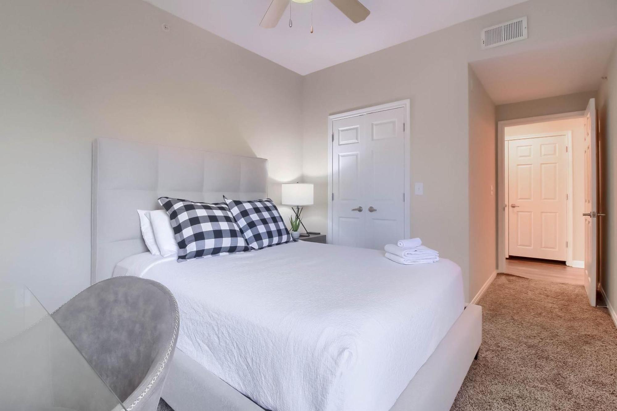 4br Loft Townhome Near West Campus