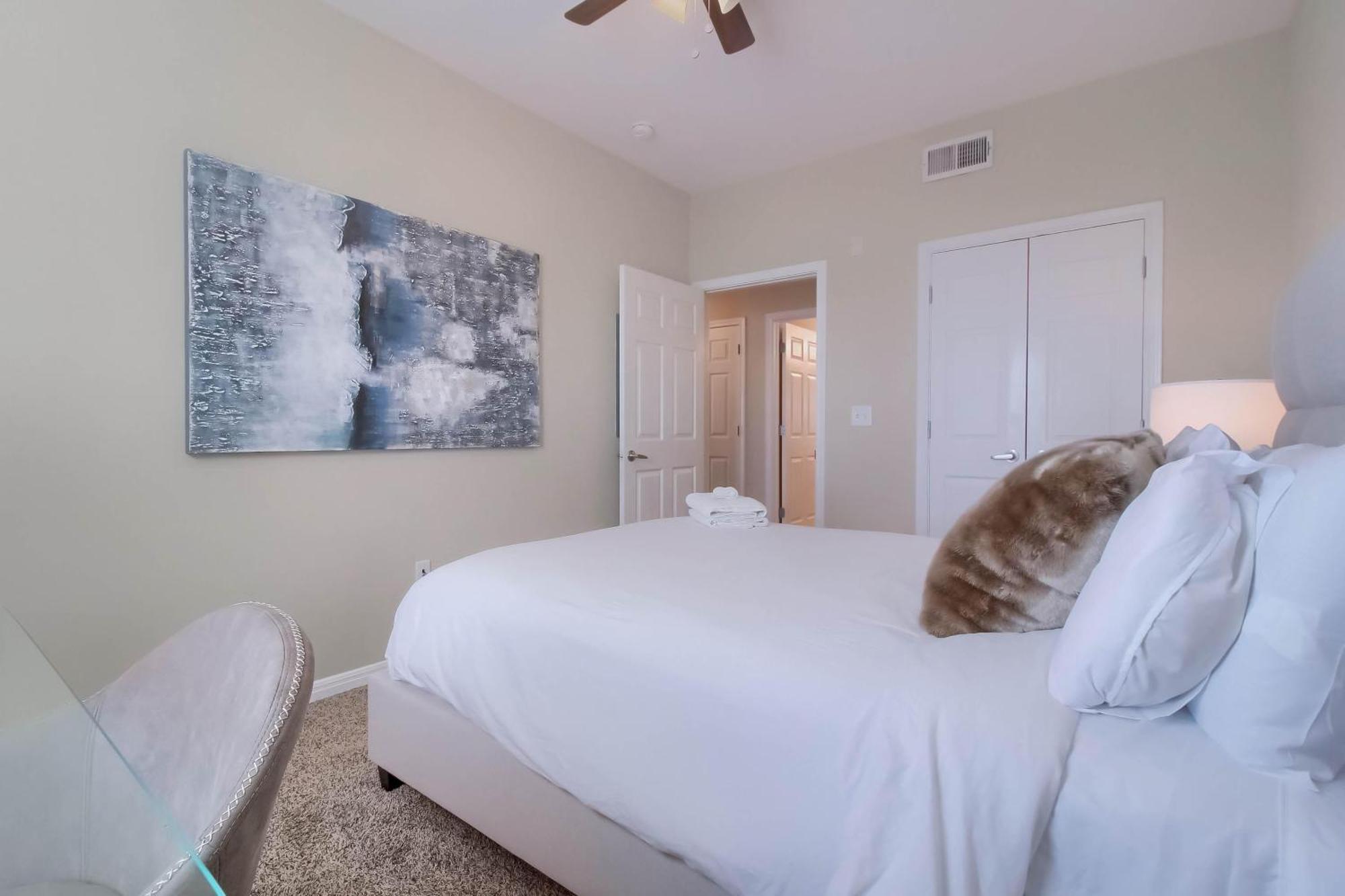 4br Loft Townhome Near West Campus Apartment Austin