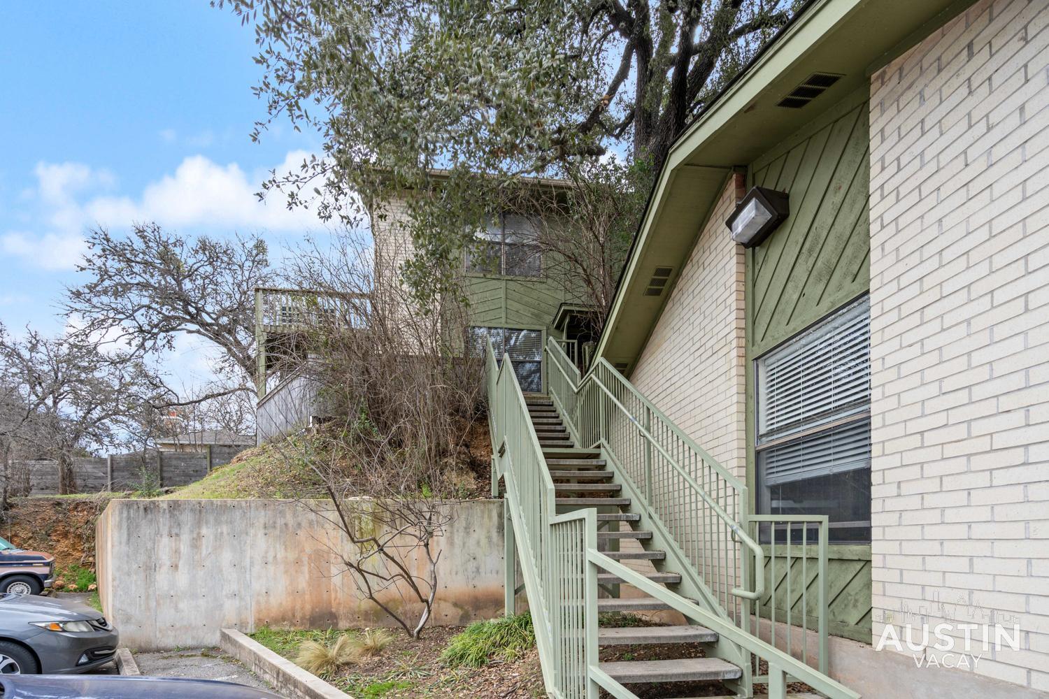 Walk To Zilker Patio W A View Elevated Balcony * Austin