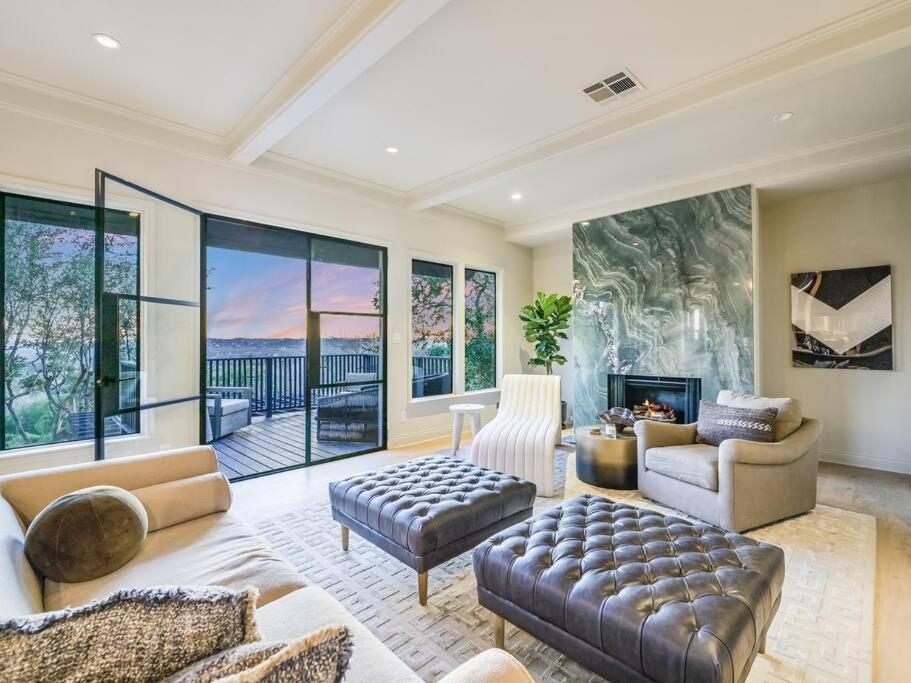 4 Bedroom Designer Pool Austin