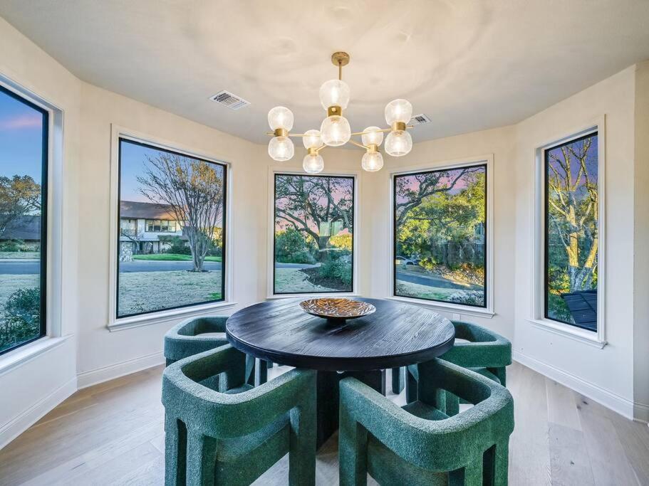 4 Bedroom Designer Pool