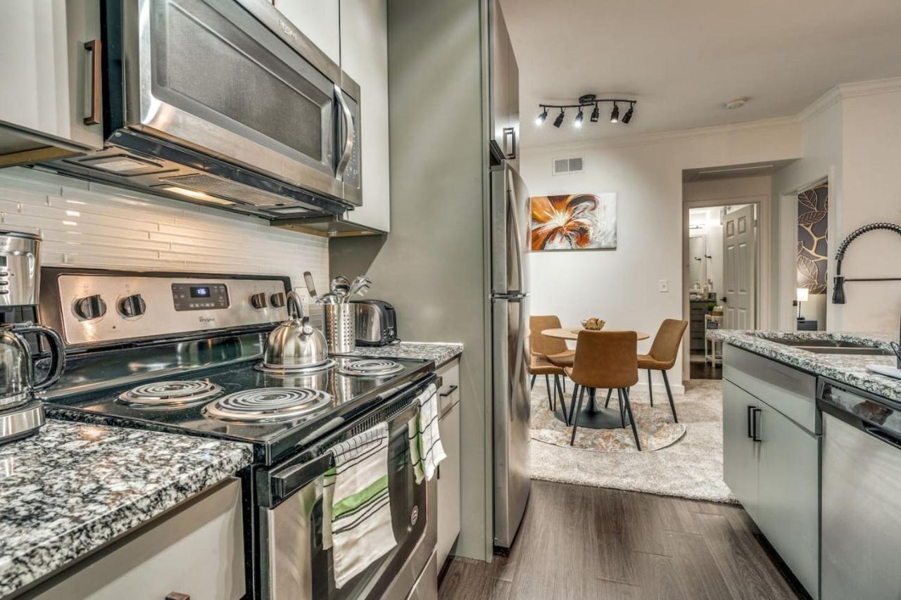 Apartment Exquisite 1br With Pool *