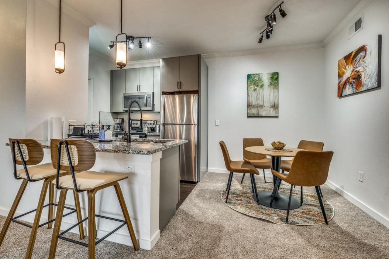 Exquisite 1br With Pool Apartment Austin