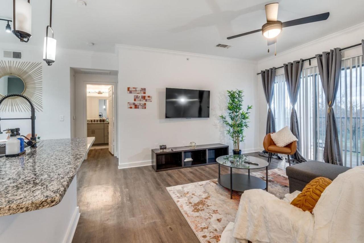 Elegant 1br With Style Pool Near The Domain Apartment Austin