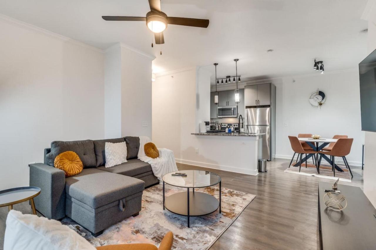 Elegant 1br With Style Pool Near The Domain Apartment *