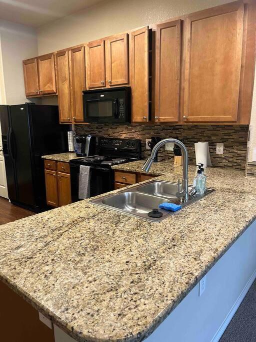 Hill Country Hiatus! Apartment *
