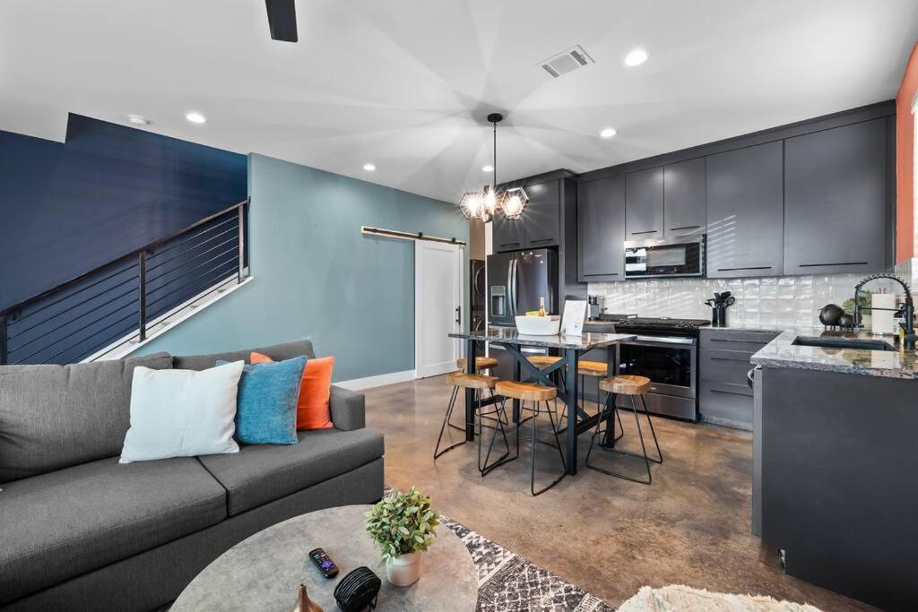 Holiday home Downtown Gateway: Stylish Nest Near Airport Austin