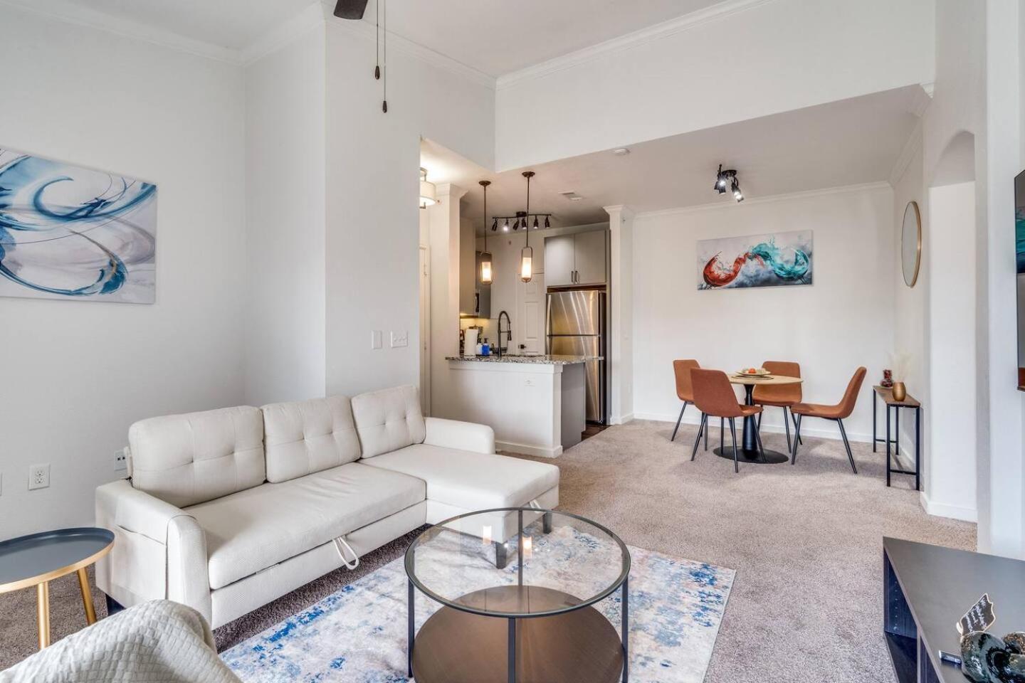 Luxury 2 Bed Apt- Away From *