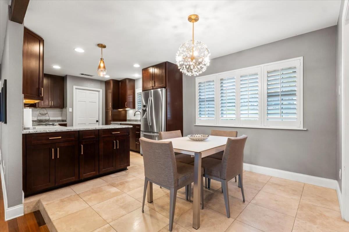 Spacious Retreat W Private Pool & Plenty Of Space