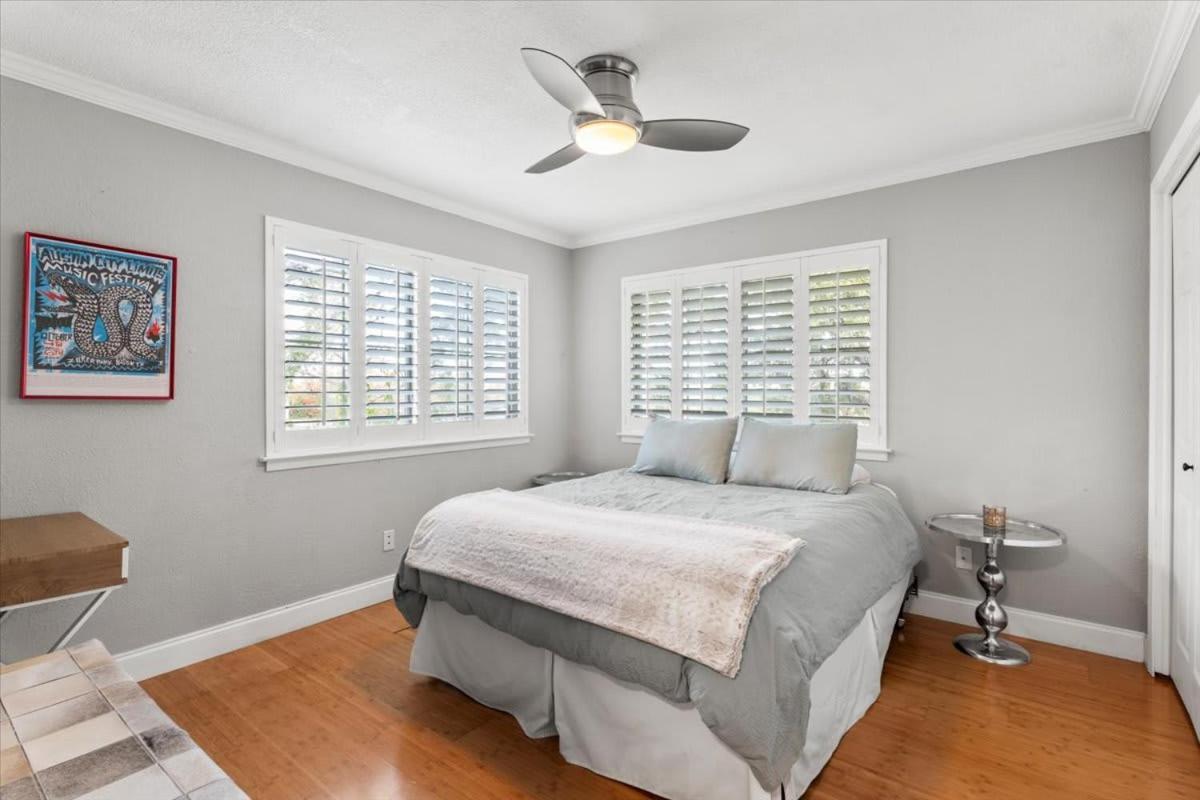 Holiday home Spacious Retreat W Private Pool & Plenty Of Space Austin