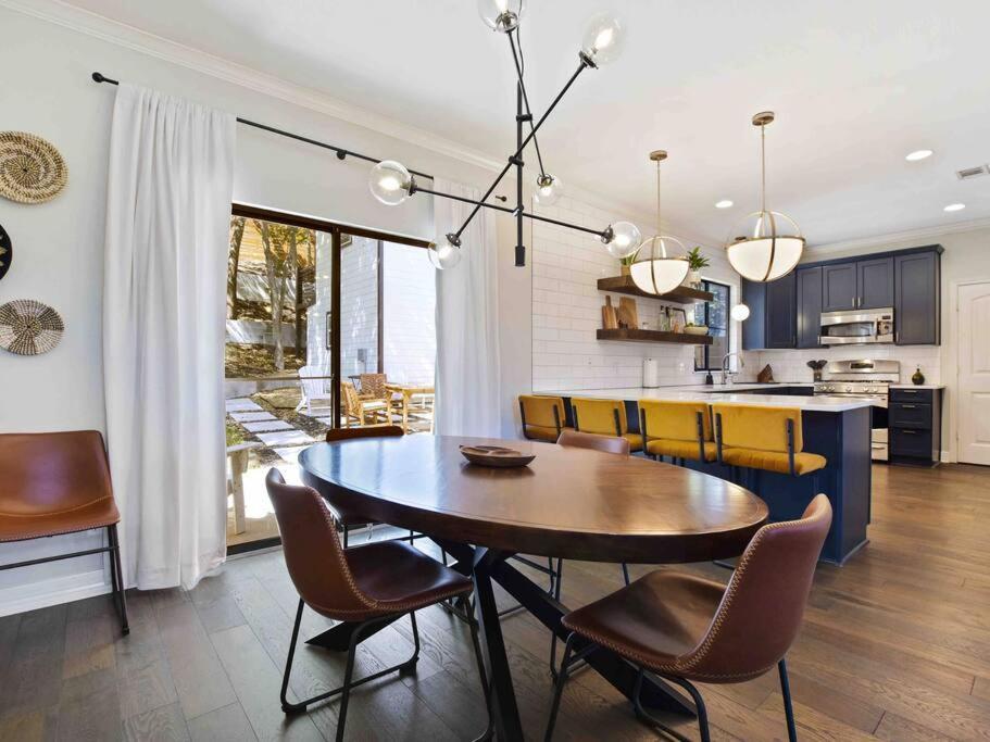 2 Homes-16 Guests-pool-arcade-large Backyard-grill