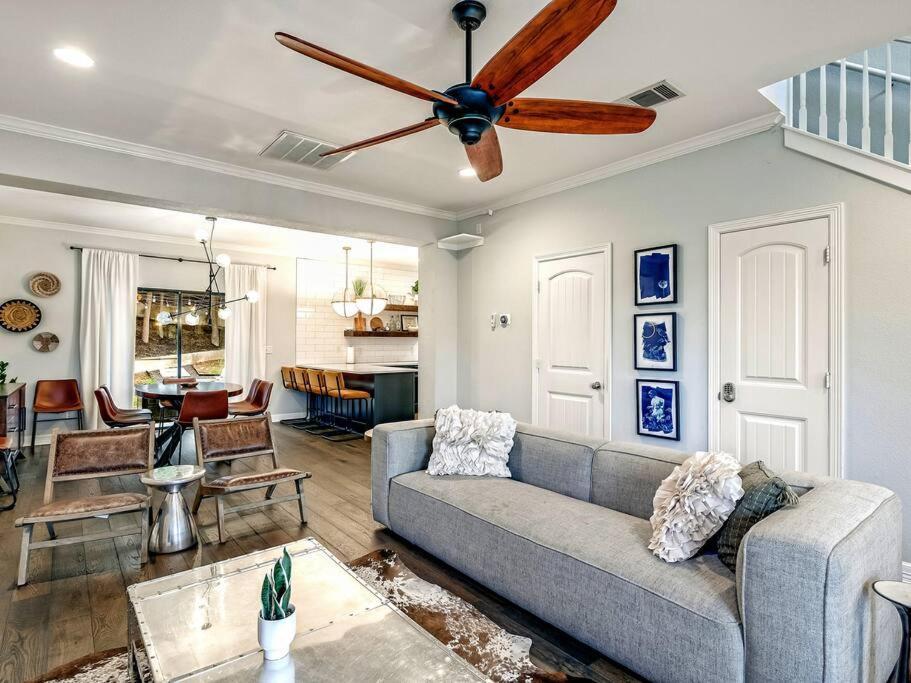 2 Homes-16 Guests-pool-arcade-large Backyard-grill *