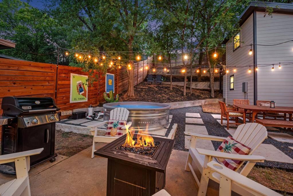 2 Homes-16 Guests-pool-arcade-large Backyard-grill