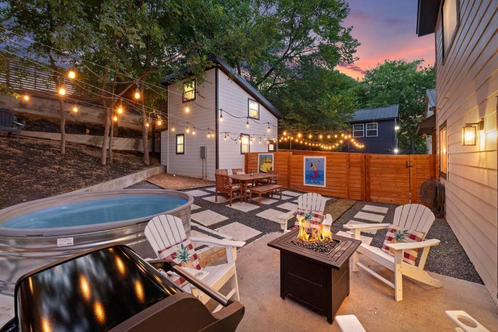 2 Homes-16 Guests-pool-arcade-large Backyard-grill Austin