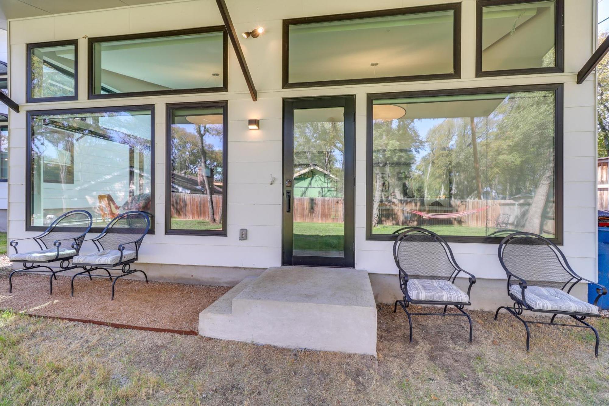 Dog-friendly Guest 3 Mi To Downtown * Austin