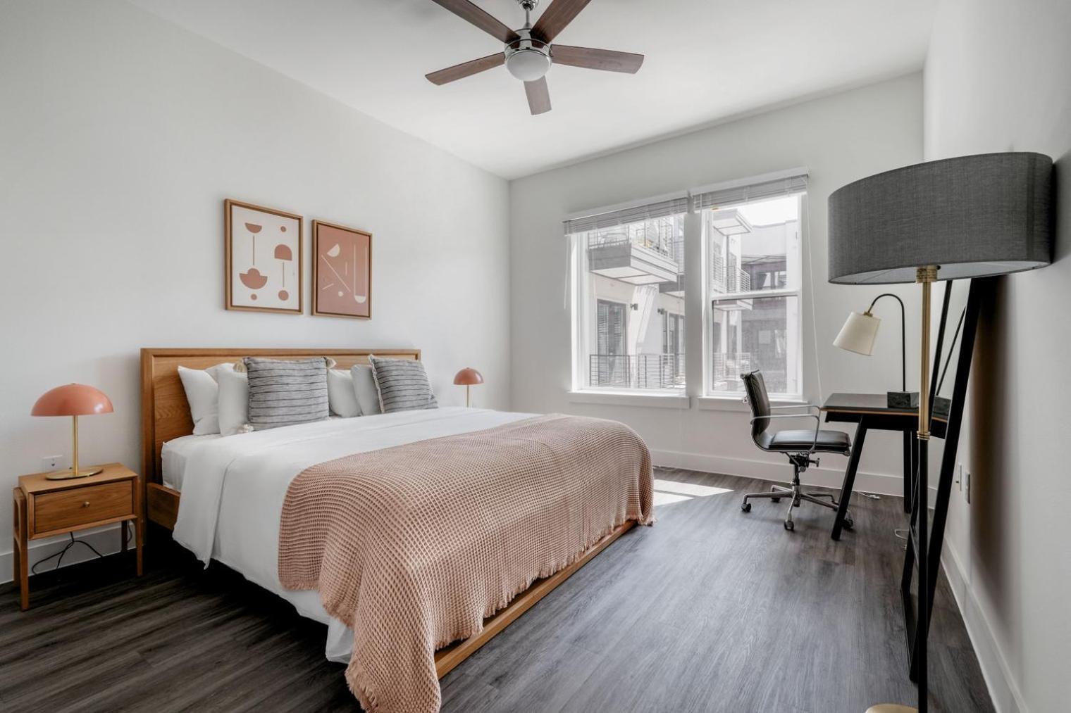 Apartment Highlands 2br W Pool Wd Gym Vibrant Area Atx-198