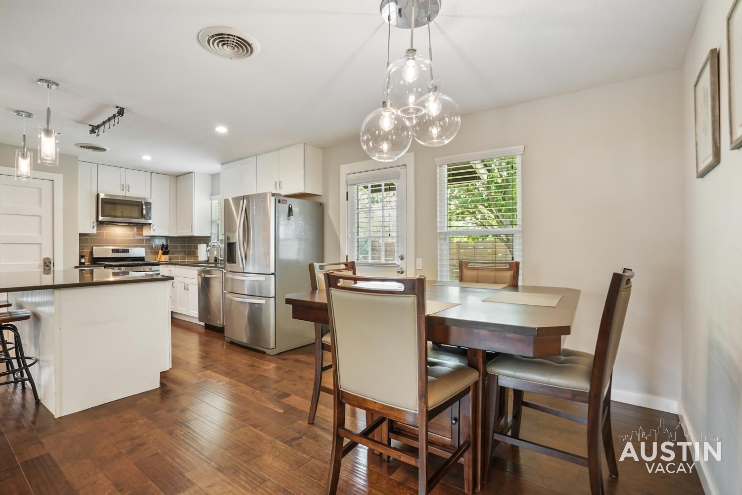North Atx Retreat W Open Concept Layout And Backyard Austin