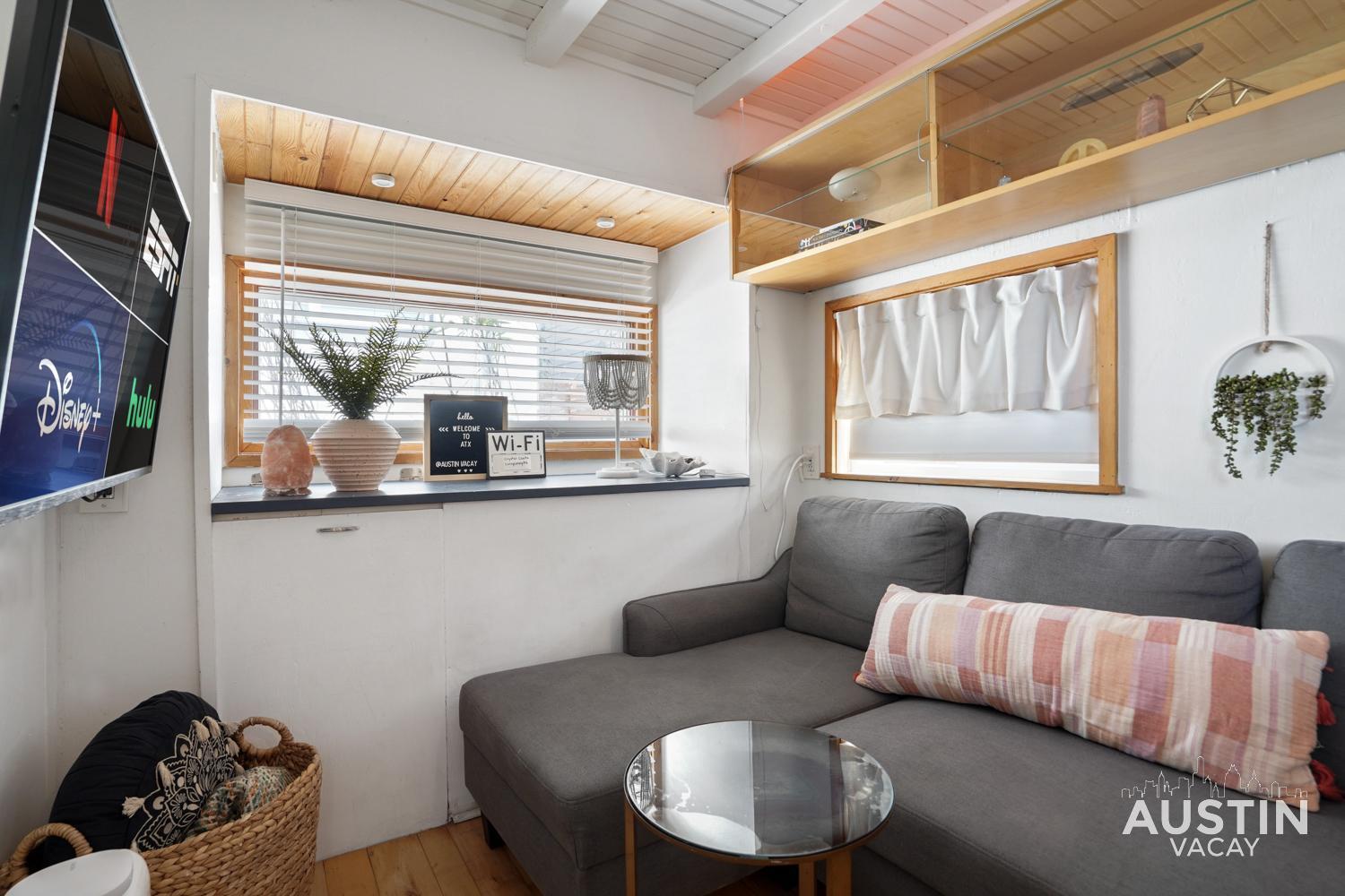 Hgtv Featured Tiny W Hot Tub Near East 6th St Apartment