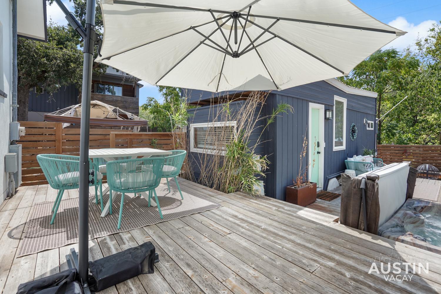Hgtv Featured Tiny W Hot Tub Near East 6th St Apartment Austin