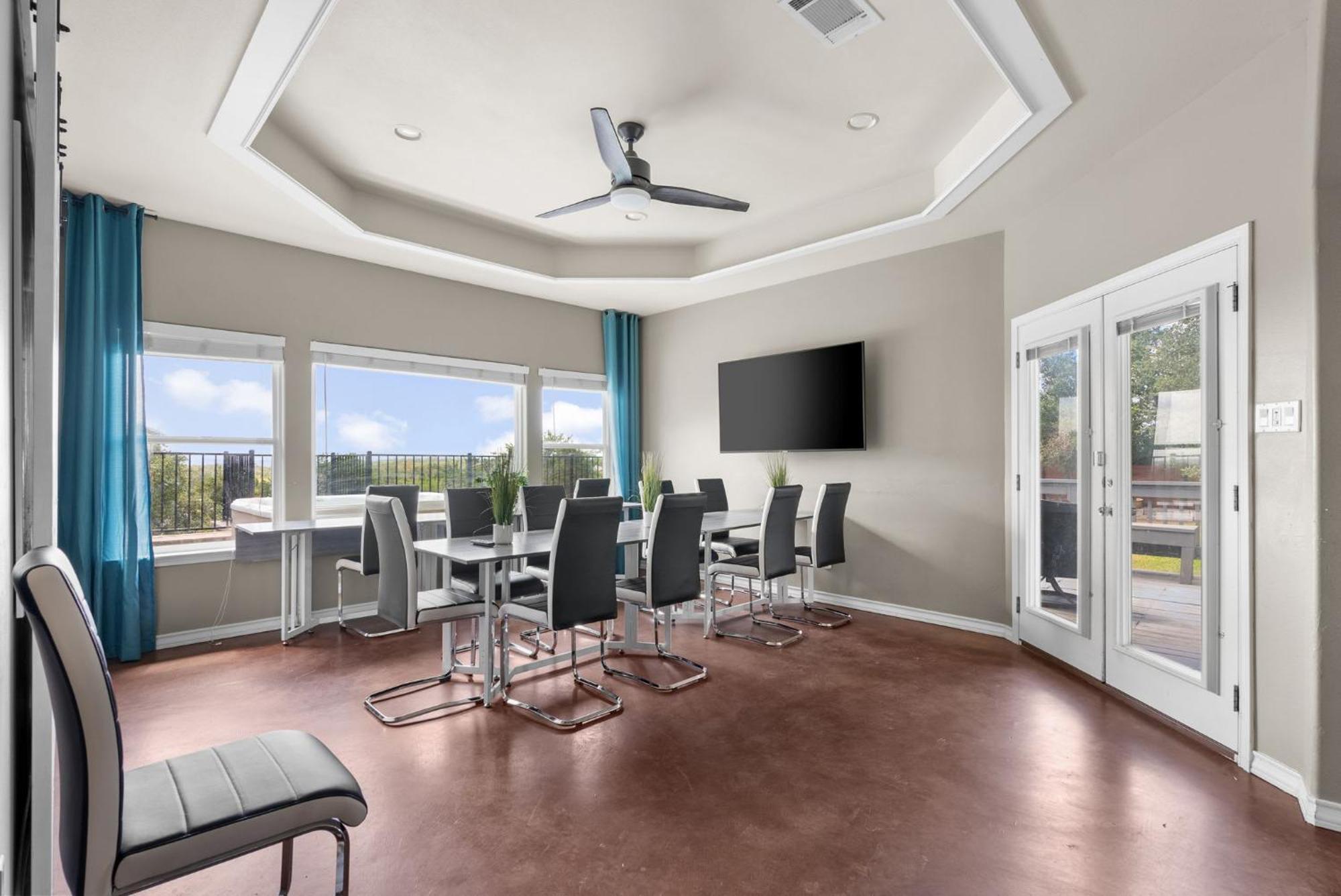 Brand New Travis Estate - Awesome Pool * Austin