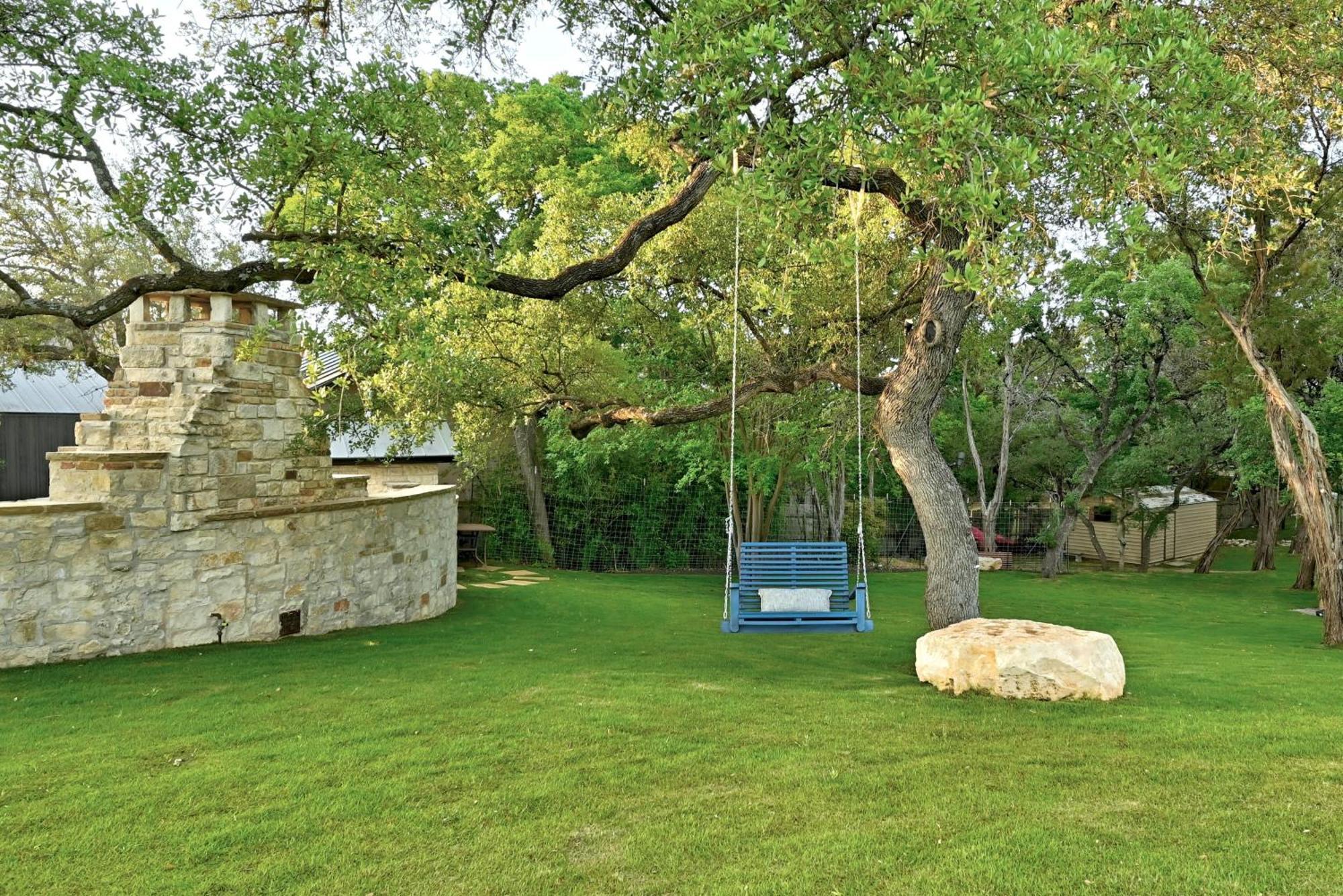Austinteton's Sunset Cliff On Travis - Private Wedding, Event, Heated Pool, Boat Dock