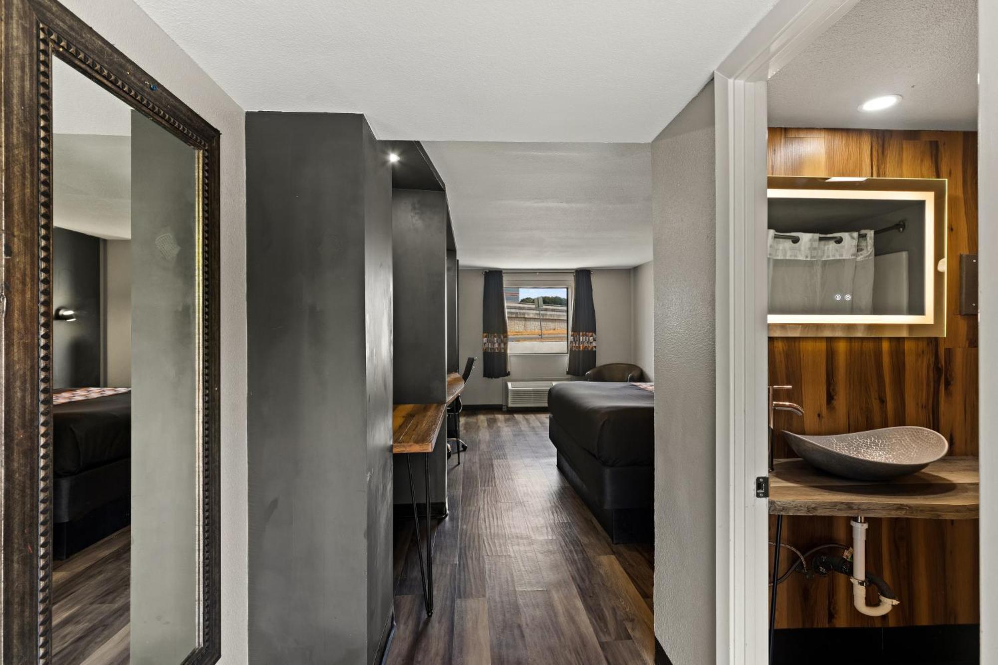 Hotel Scottish Downtown 2*
