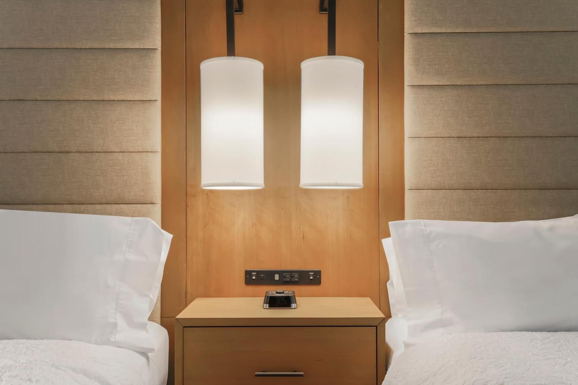 Hampton Inn & Suites Austin-Downtown/Convention Center 3* Austin