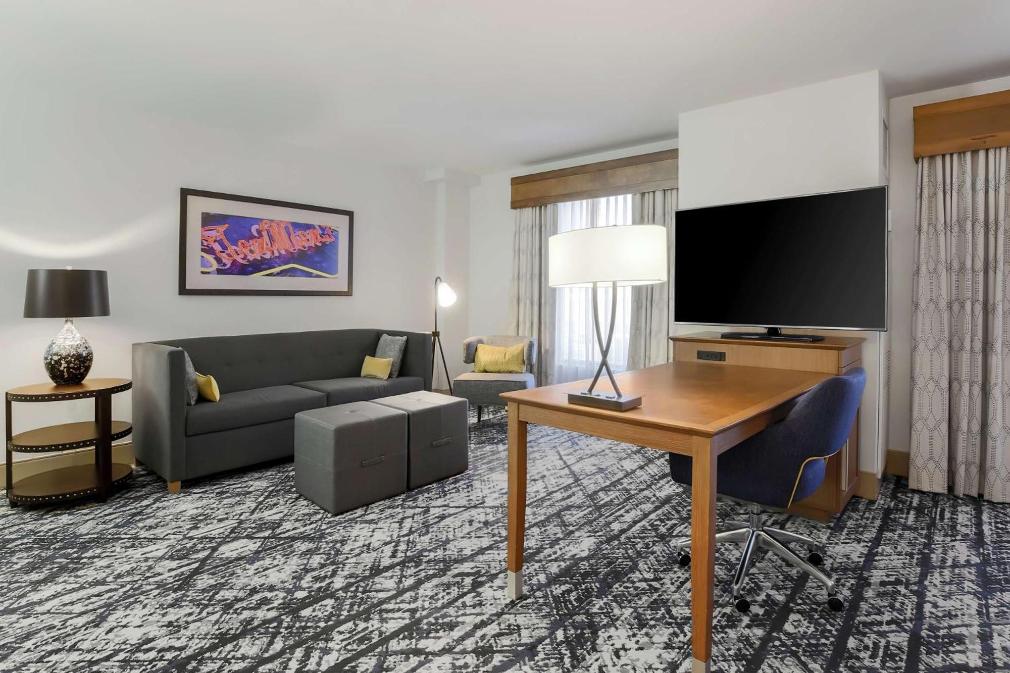 Hampton Inn & Suites Austin-Downtown/Convention Center