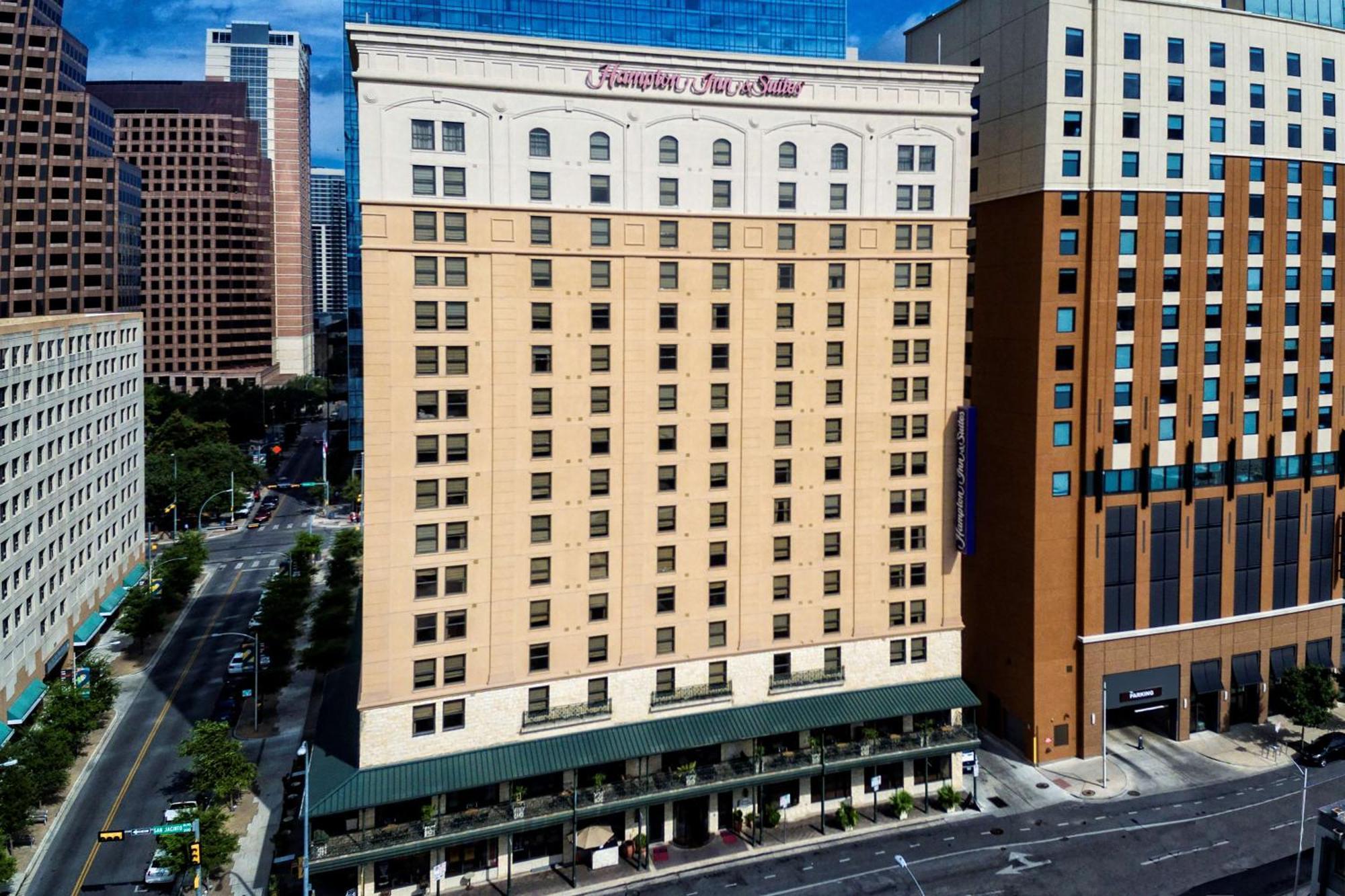 Hampton Inn & Suites Austin-Downtown/Convention Center Hotel 3*
