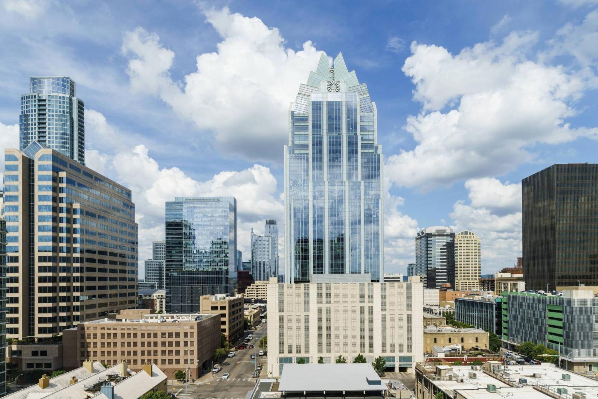 Downtown / Convention Center 3*