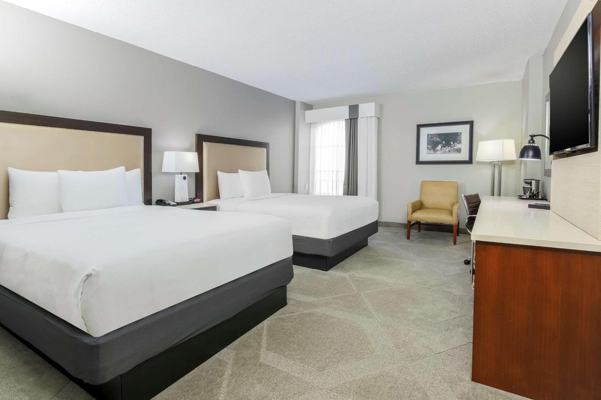 Doubletree By Hilton Austin-university Area