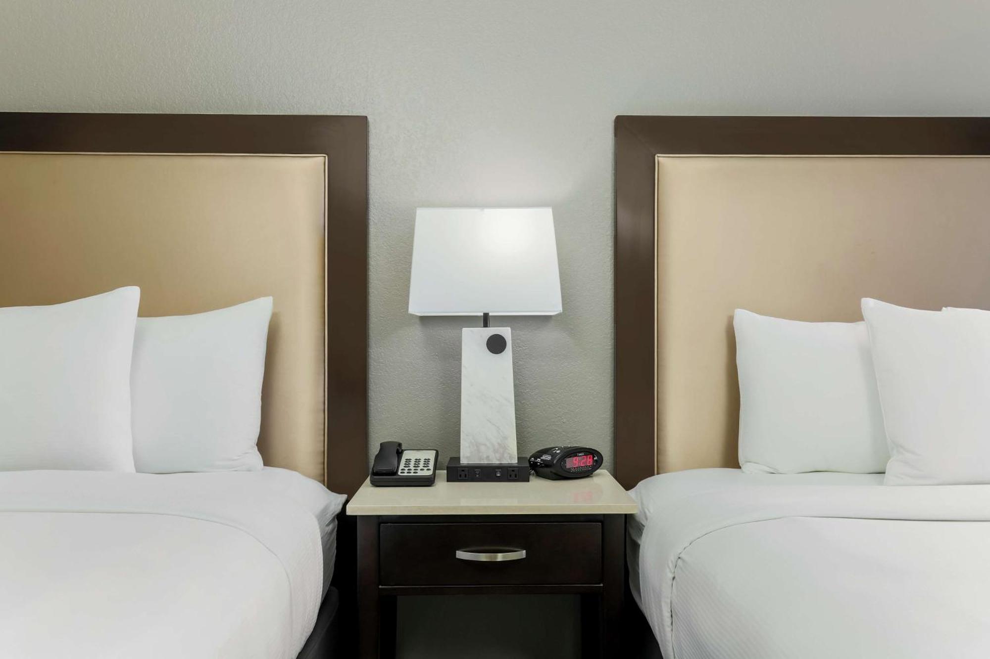 Hotel Doubletree By Hilton Austin-university Area