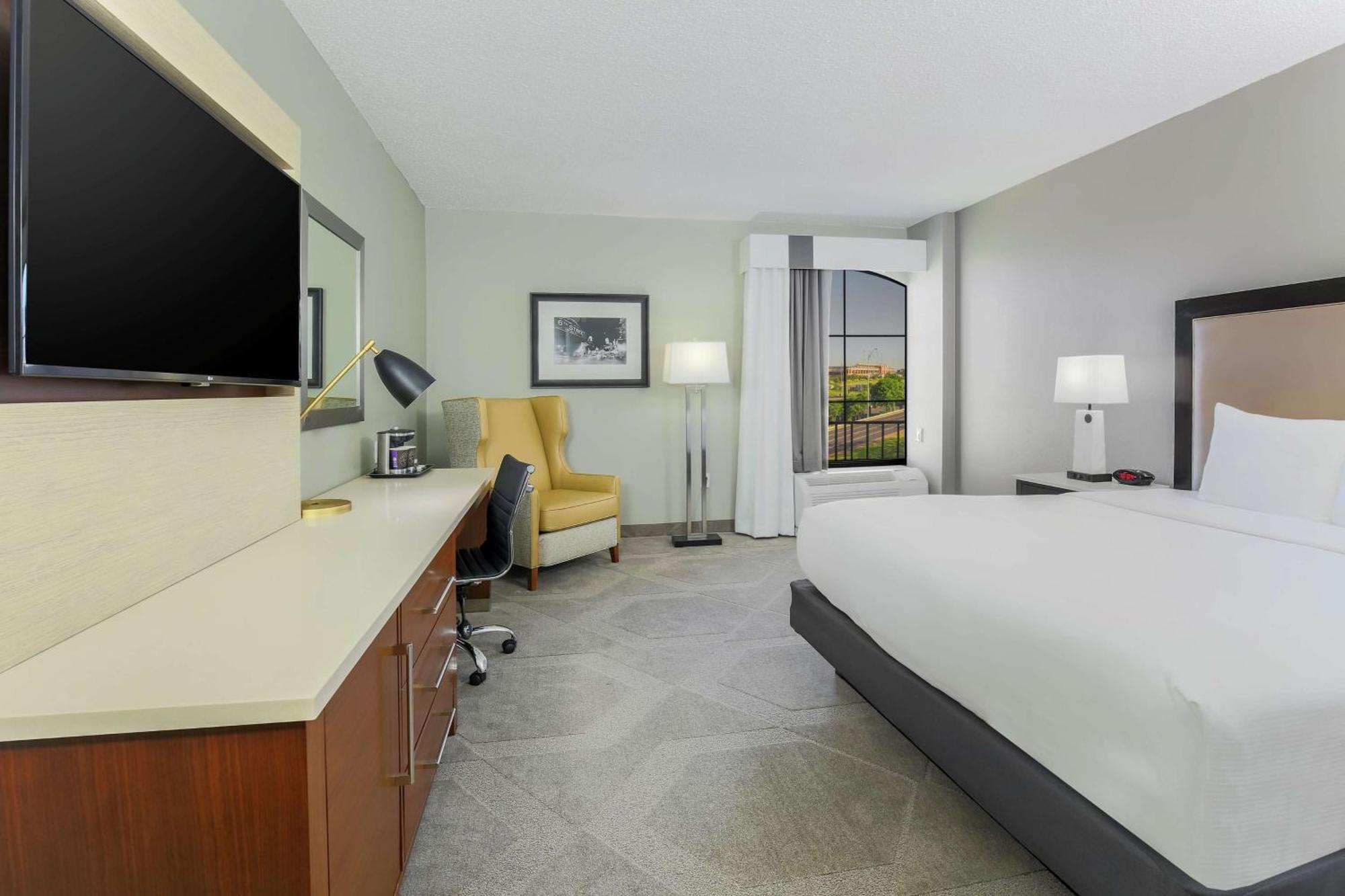 Doubletree By Hilton Austin-university Area