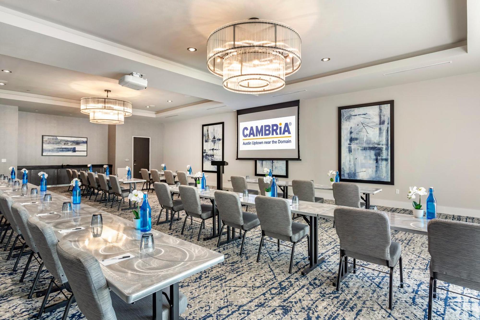 Cambria Uptown Near The Domain * Austin