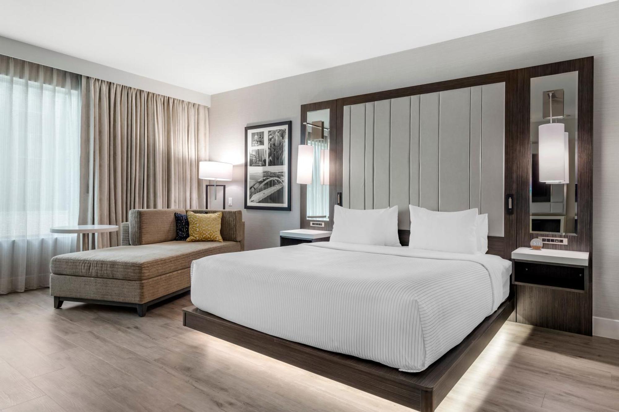 Hotel Cambria Uptown Near The Domain Austin