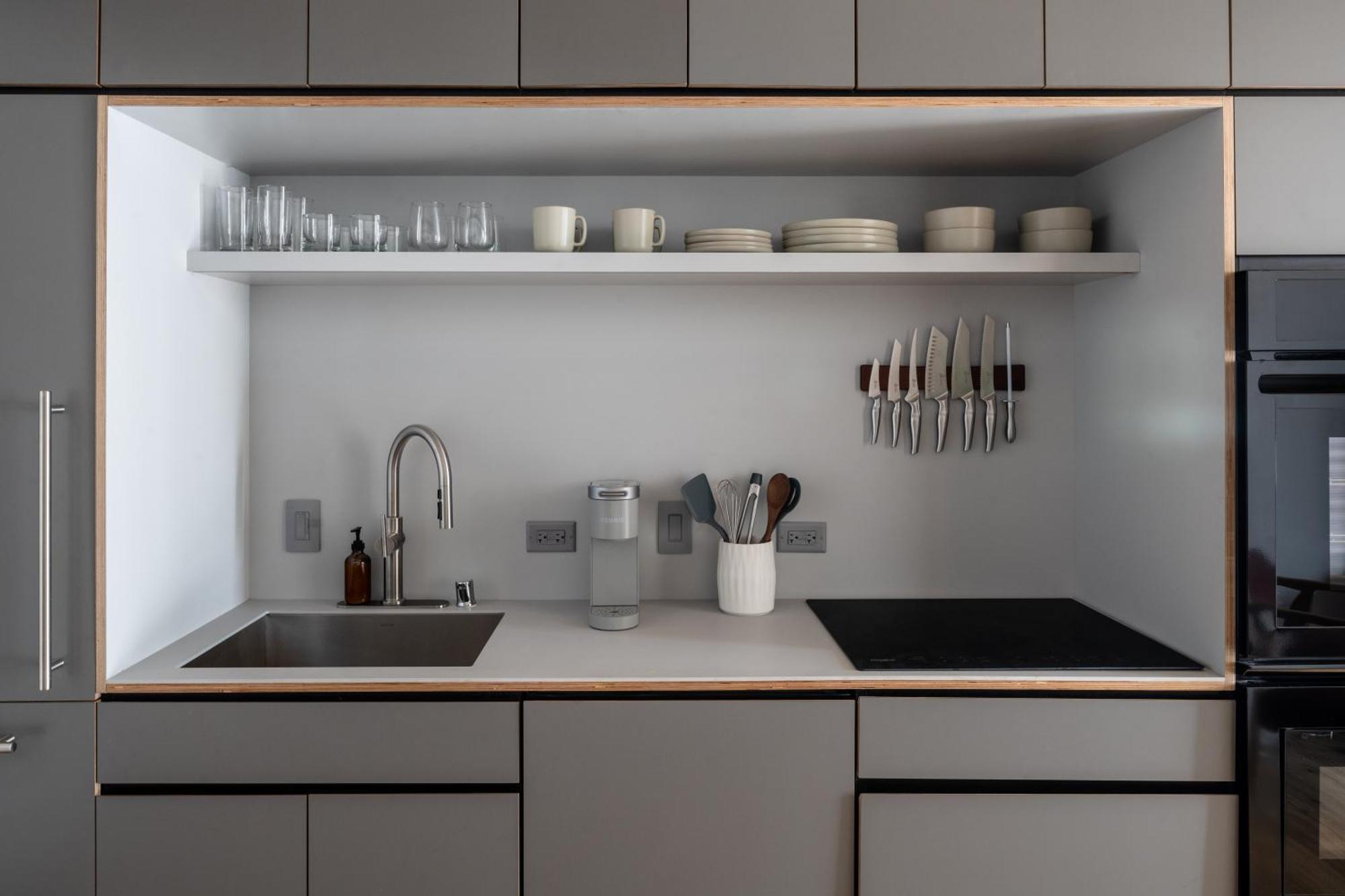 Locale East Apartment *
