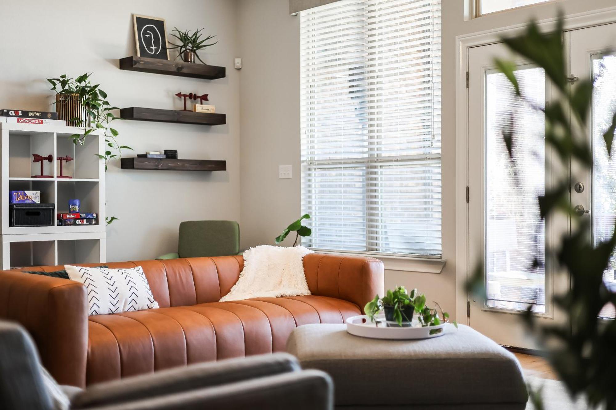Cozy Yet Spacious Retreat - Perfect For Family Gatherings Holiday home